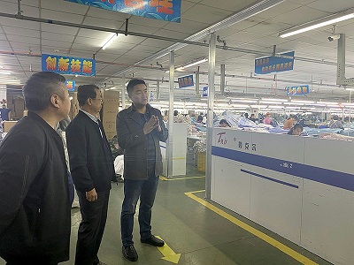 安徽省經(jīng)理人聯(lián)合會(huì)高級(jí)顧問李磊一行來(lái)星星調(diào)研