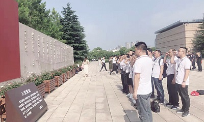 2019年7月4日，公司組織黨員和工作者前往浙江嘉興南湖中共一大舊址參觀（二）