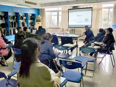 安徽登克爾旅游用品有限公司開展法律知識講座
